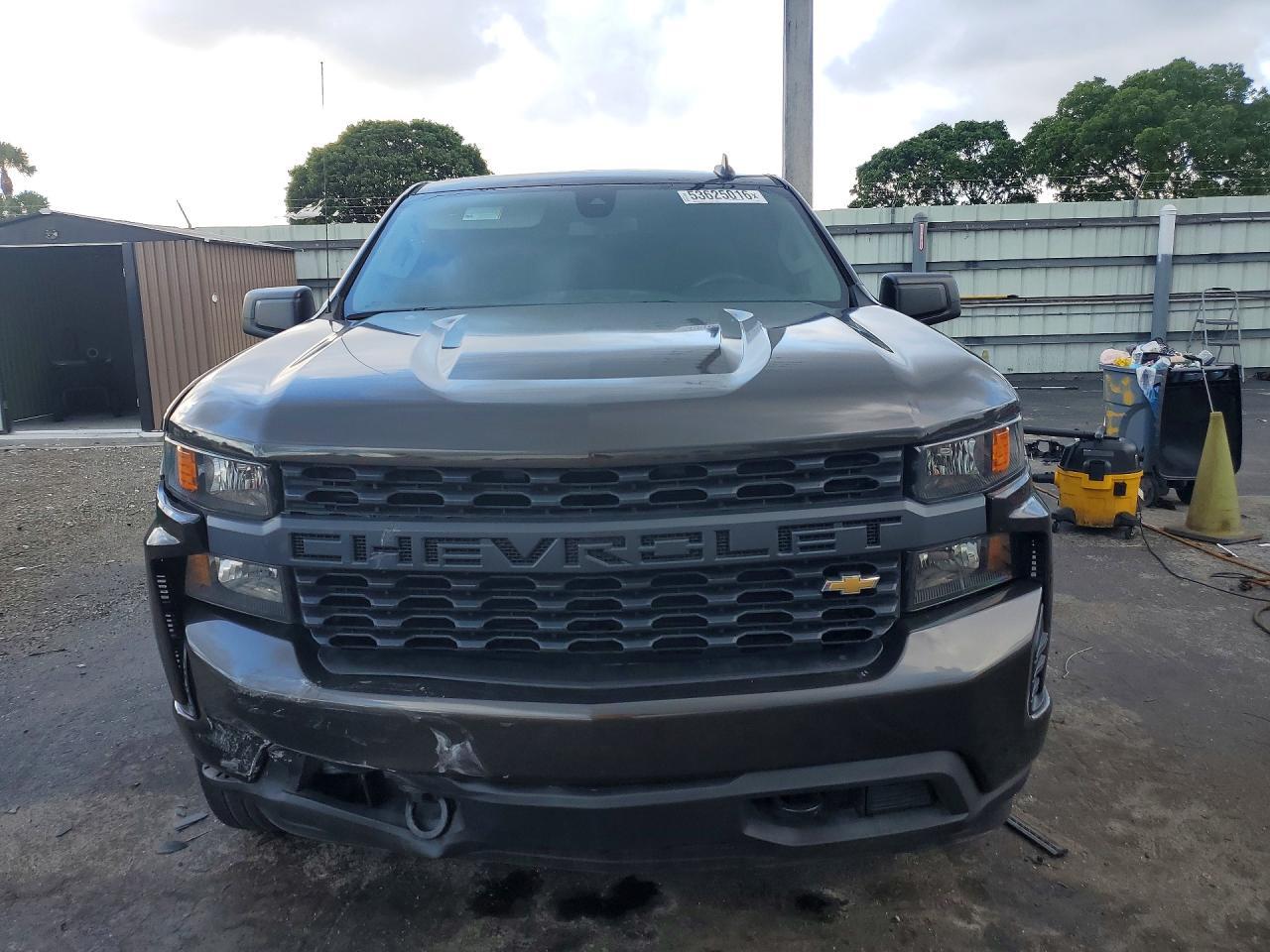 2022 Chevrolet Silverado Ltd C1500 Custom - Фото 5