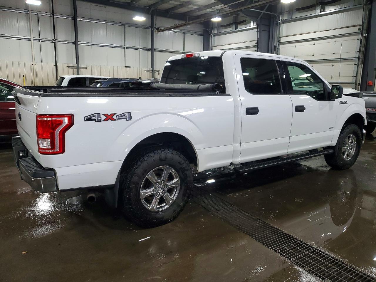 2017 Ford F150 Supercrew - Фото 3