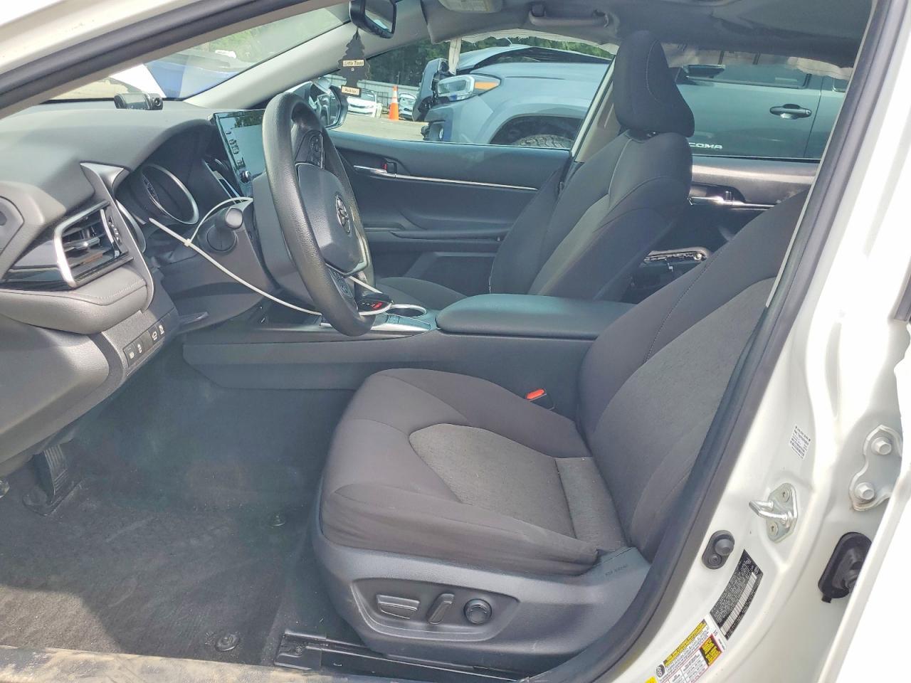 2022 Toyota Camry Le - Фото 7