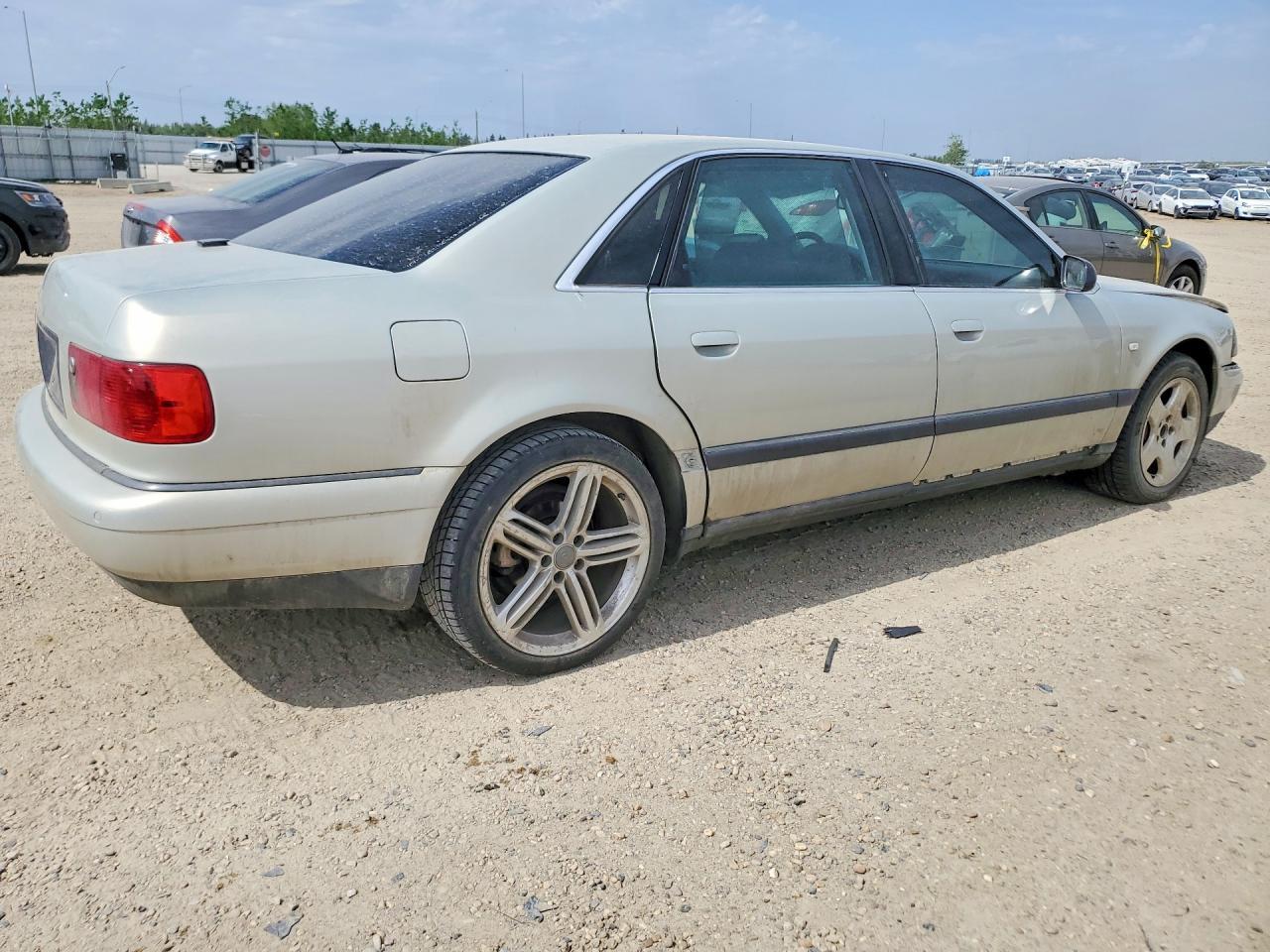 2001 Audi A8 L Quattro - Фото 3