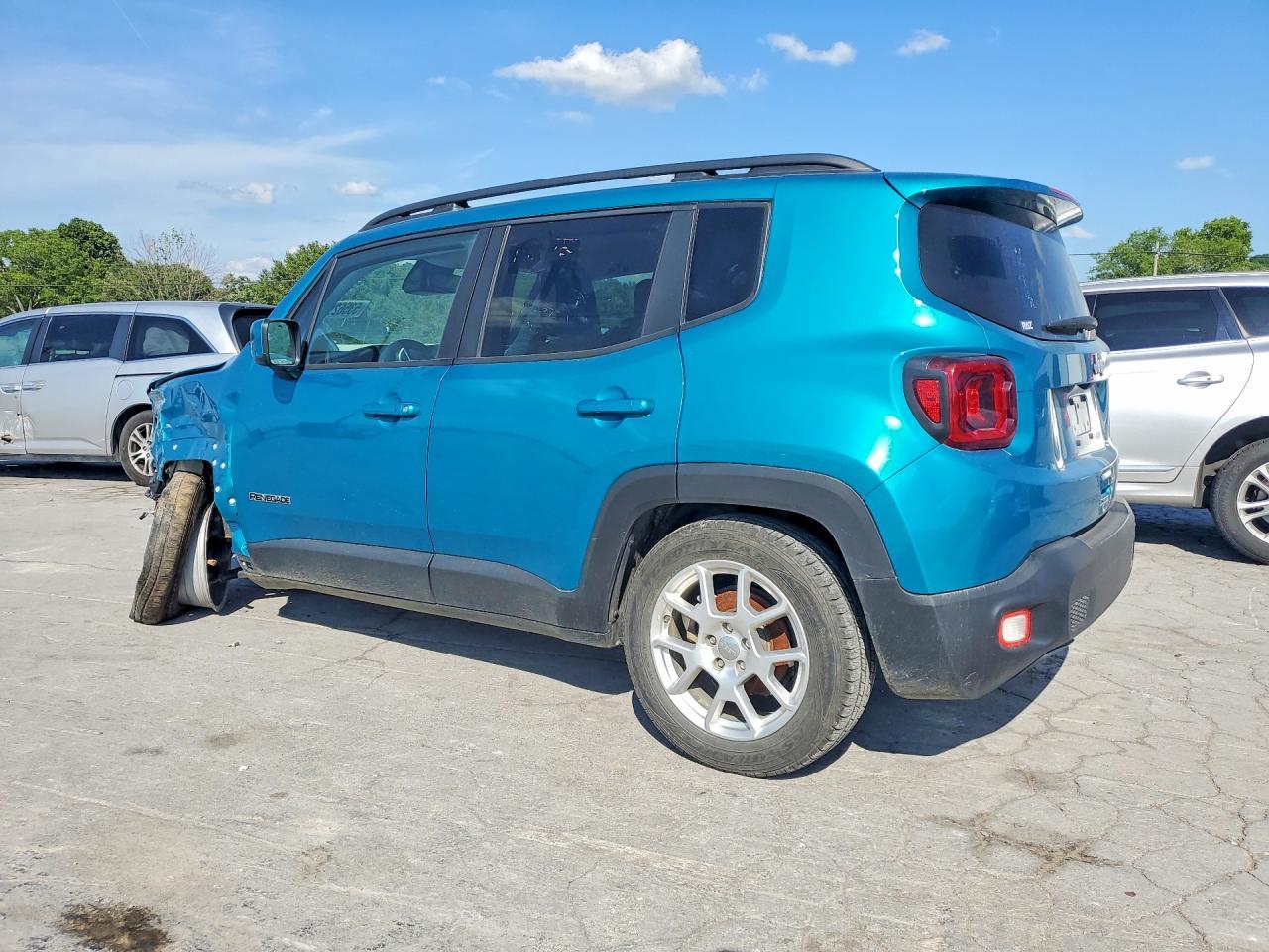 2020 Jeep Renegade Latitude - Фото 2