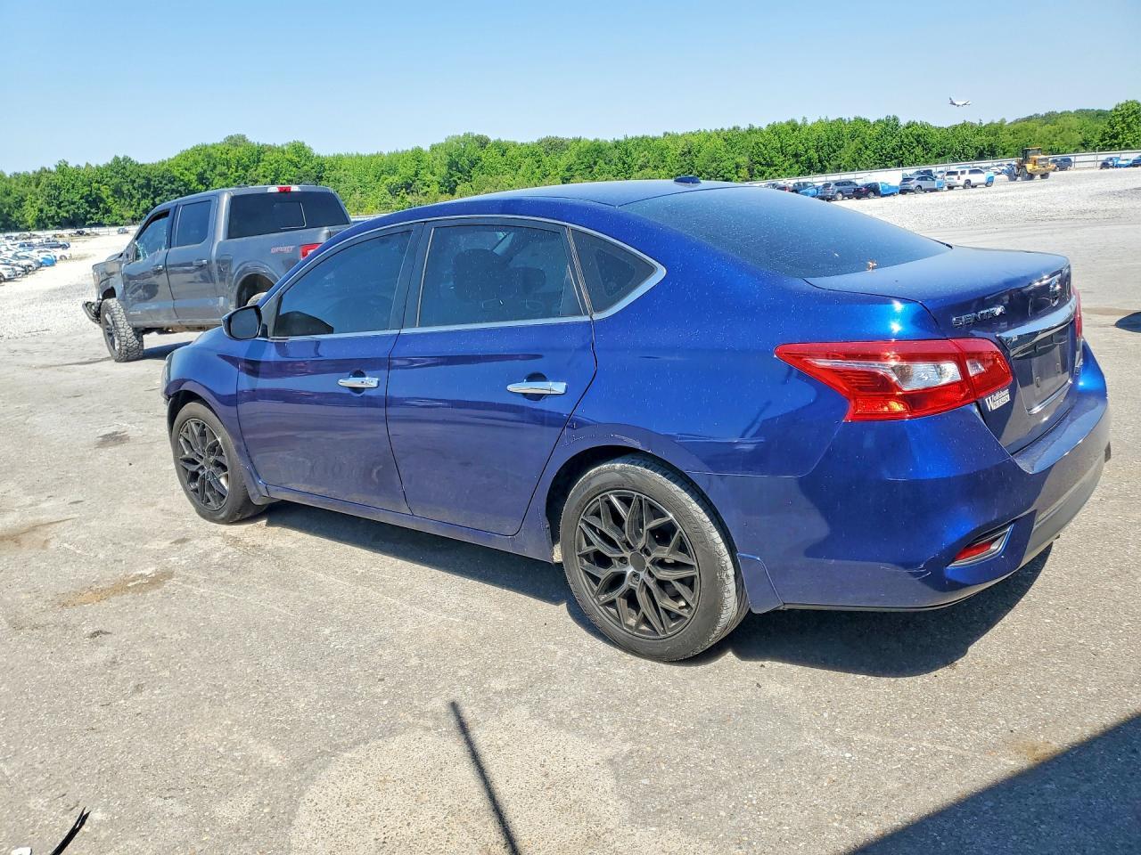 2019 Nissan Sentra Sv - Фото 2