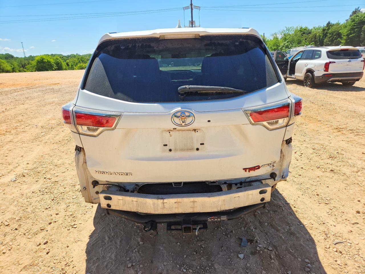 2016 Toyota Highlander Xle - Image 6