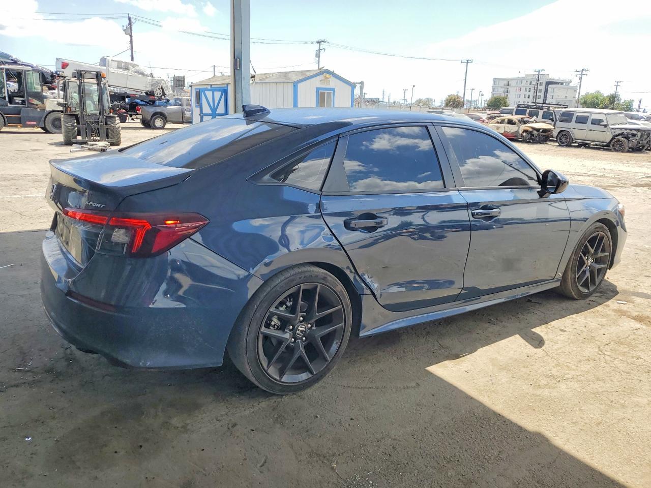 2025 Honda Civic Sport - Фото 3