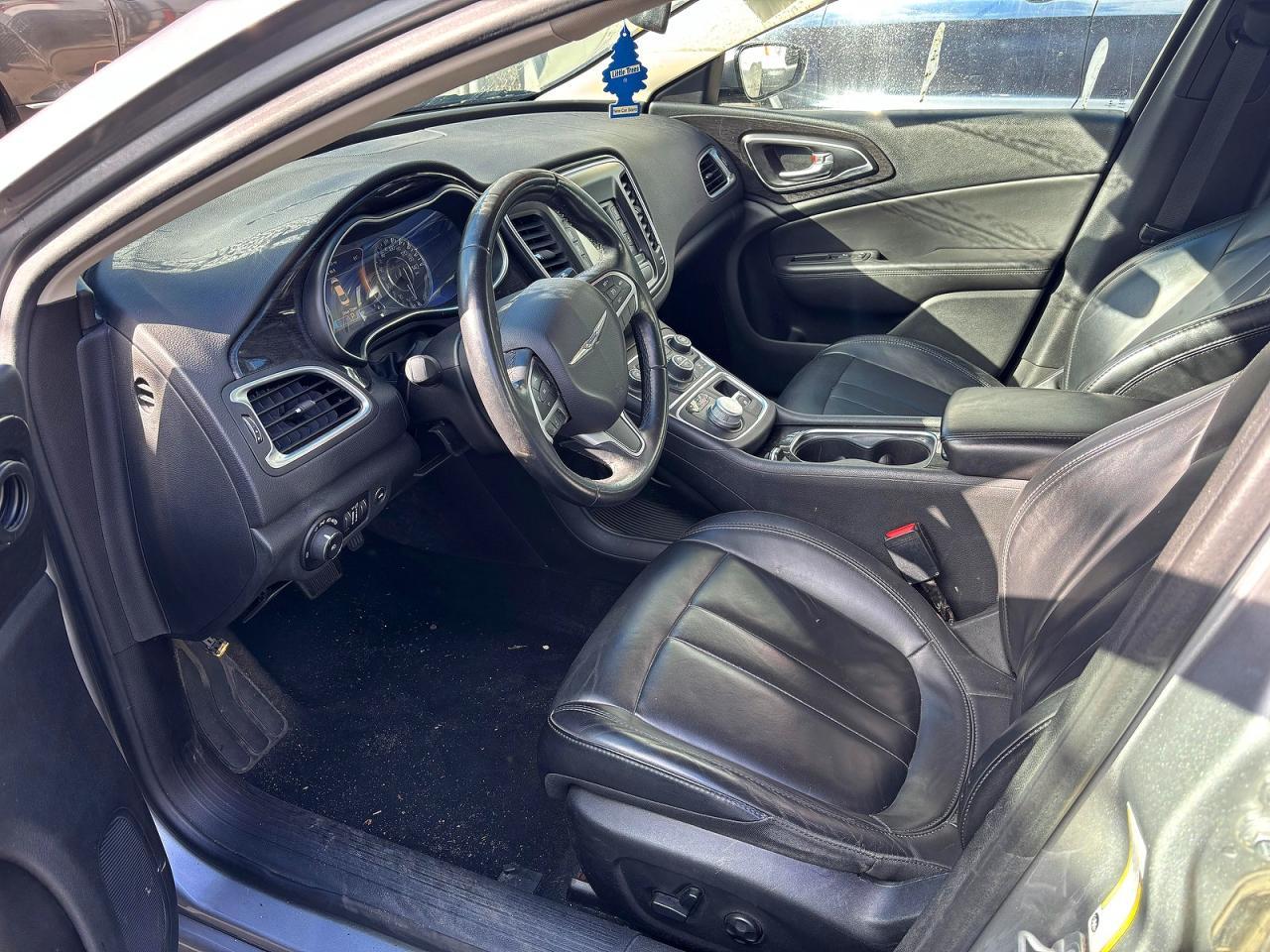 2015 Chrysler 200 C - Фото 5