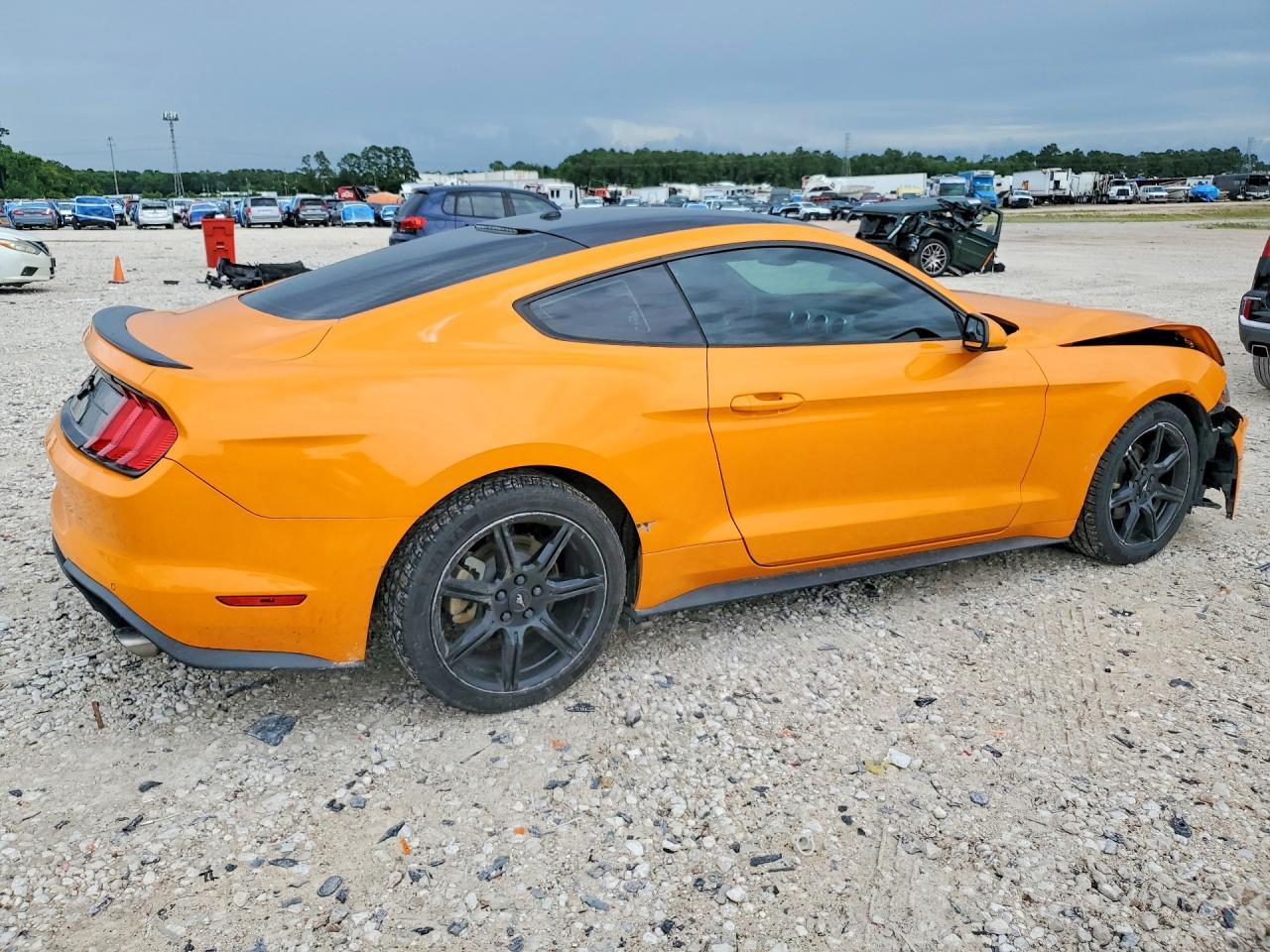 2019 Ford Mustang - Фото 3