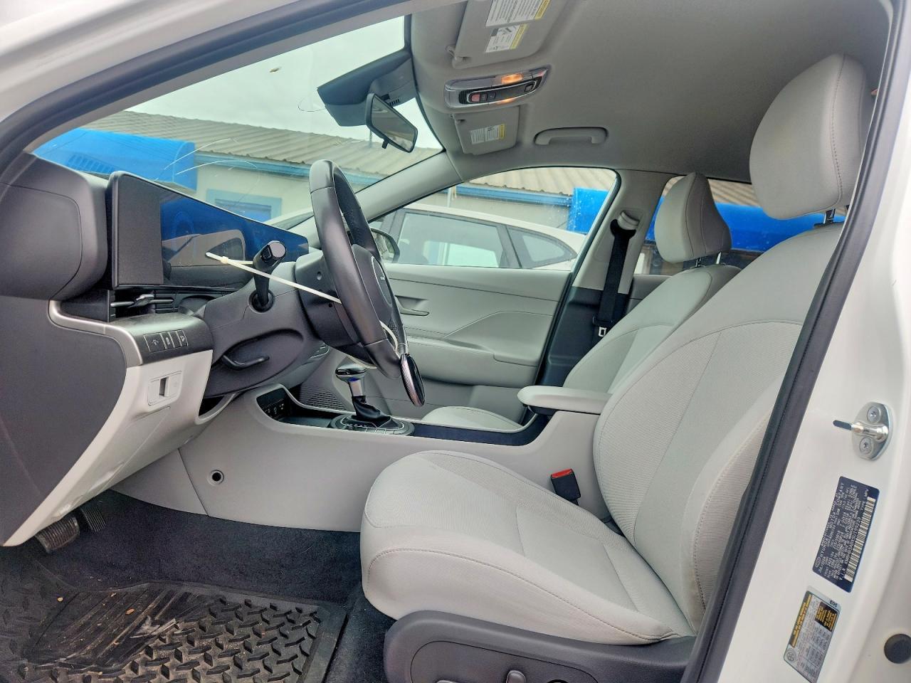 2025 Hyundai Kona - Image 7