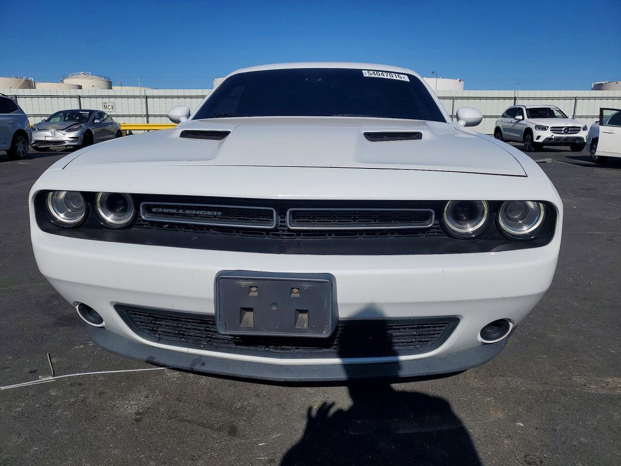 2015 Dodge Challenger Sxt - Image 5