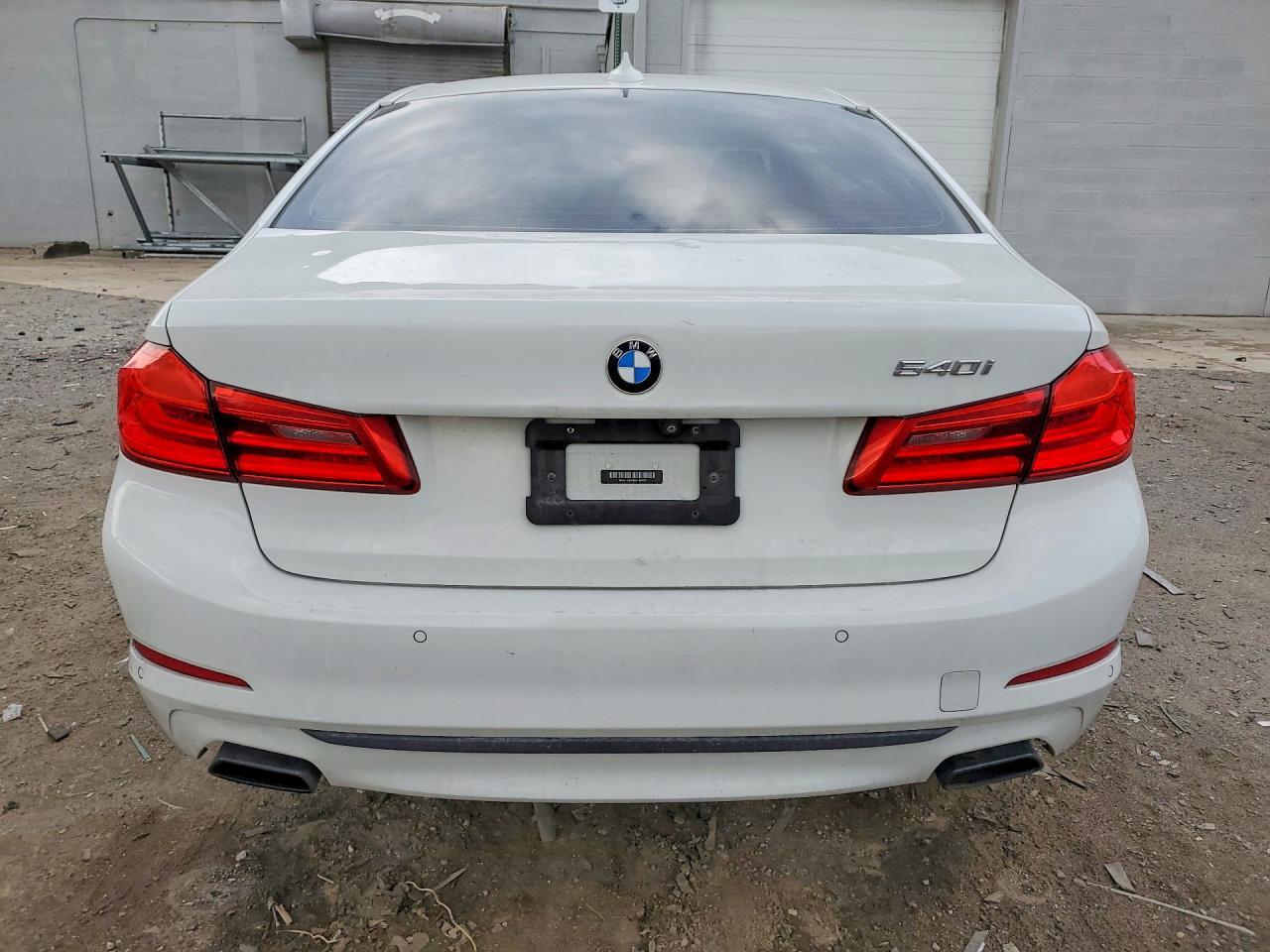 2019 BMW 540 I - Фото 6