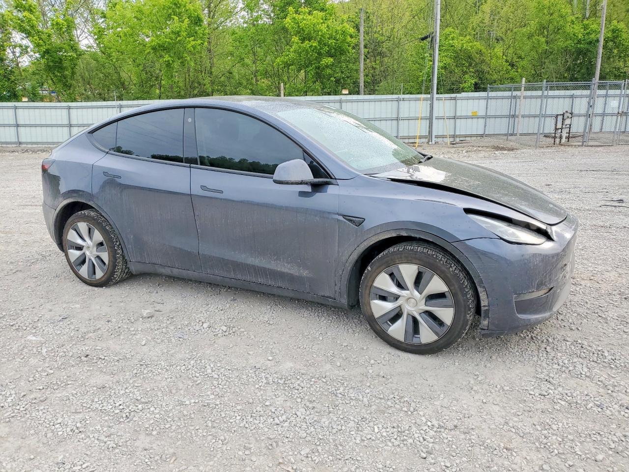 2023 Tesla Model Y - Фото 4