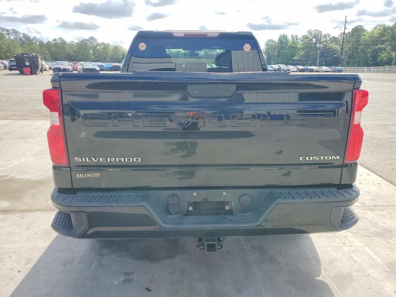 2019 Chevrolet Silverado C1500 Custom - Image 6