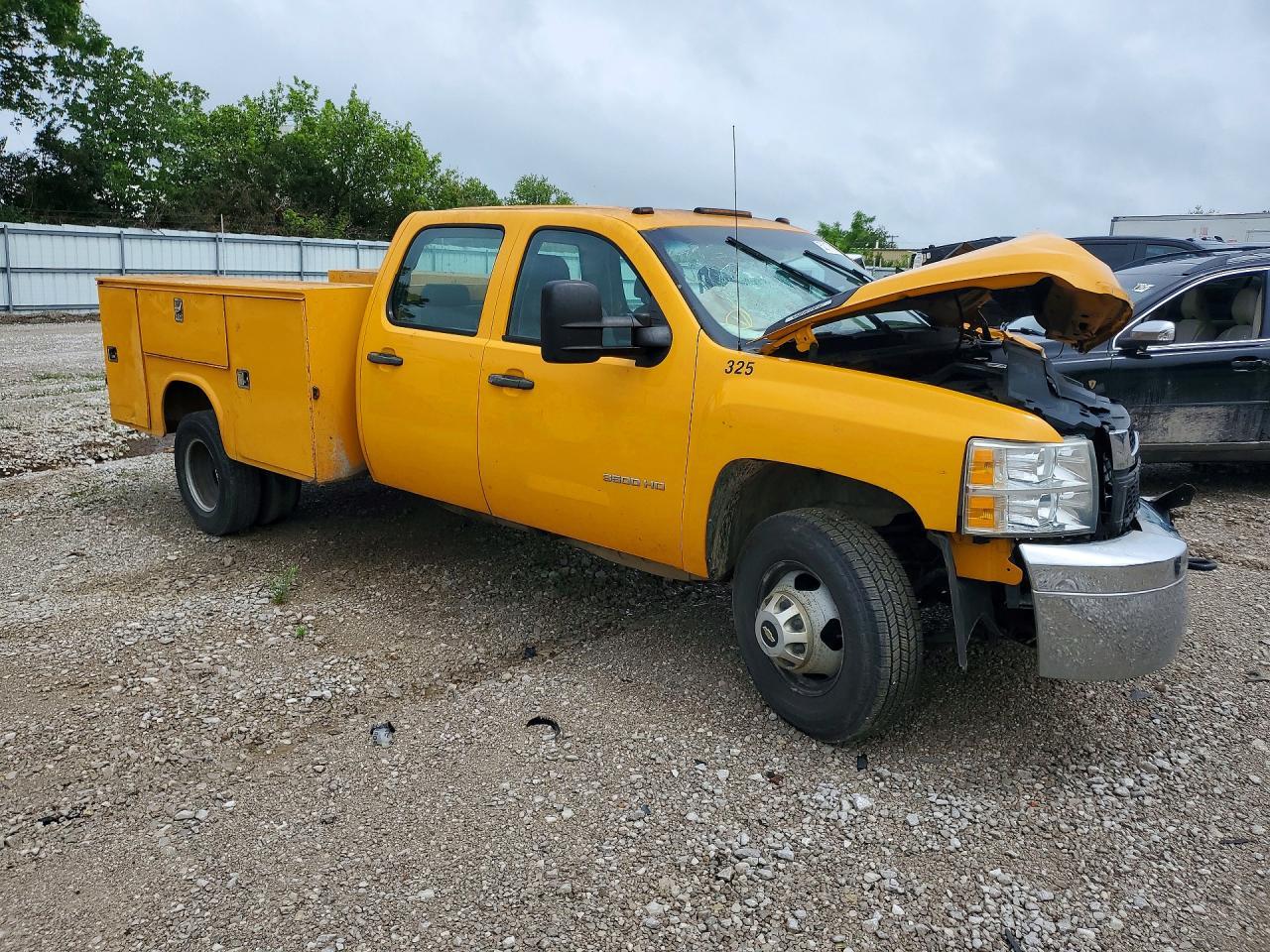 2013 Chevrolet Silverado C3500 - Фото 4