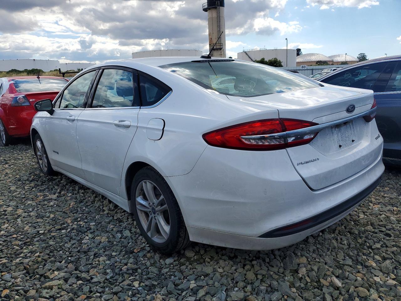 2018 Ford Fusion S Hybrid - Фото 2