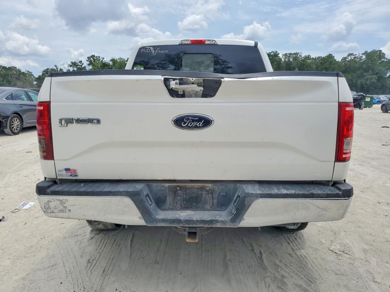 2016 Ford F150 Supercrew - Image 6
