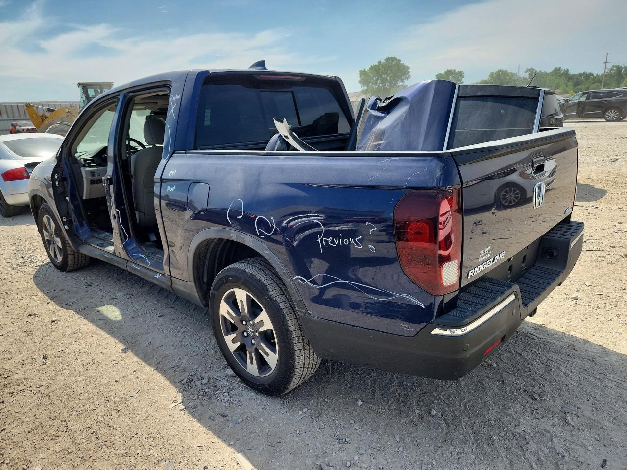 2018 Honda Ridgeline Rtl-E - Image 2