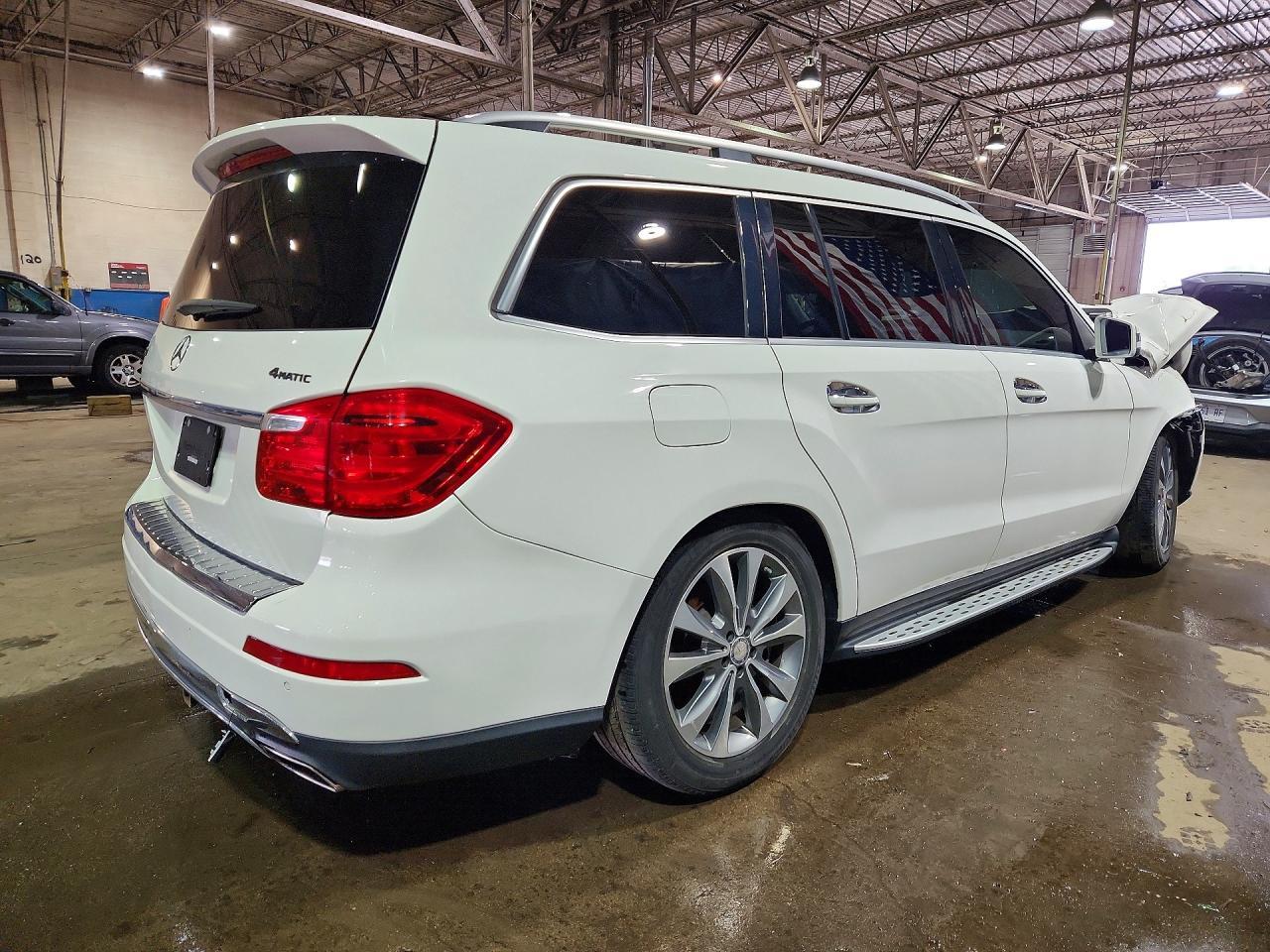 2016 Mercedes-Benz Gl 450 4Matic - Image 3