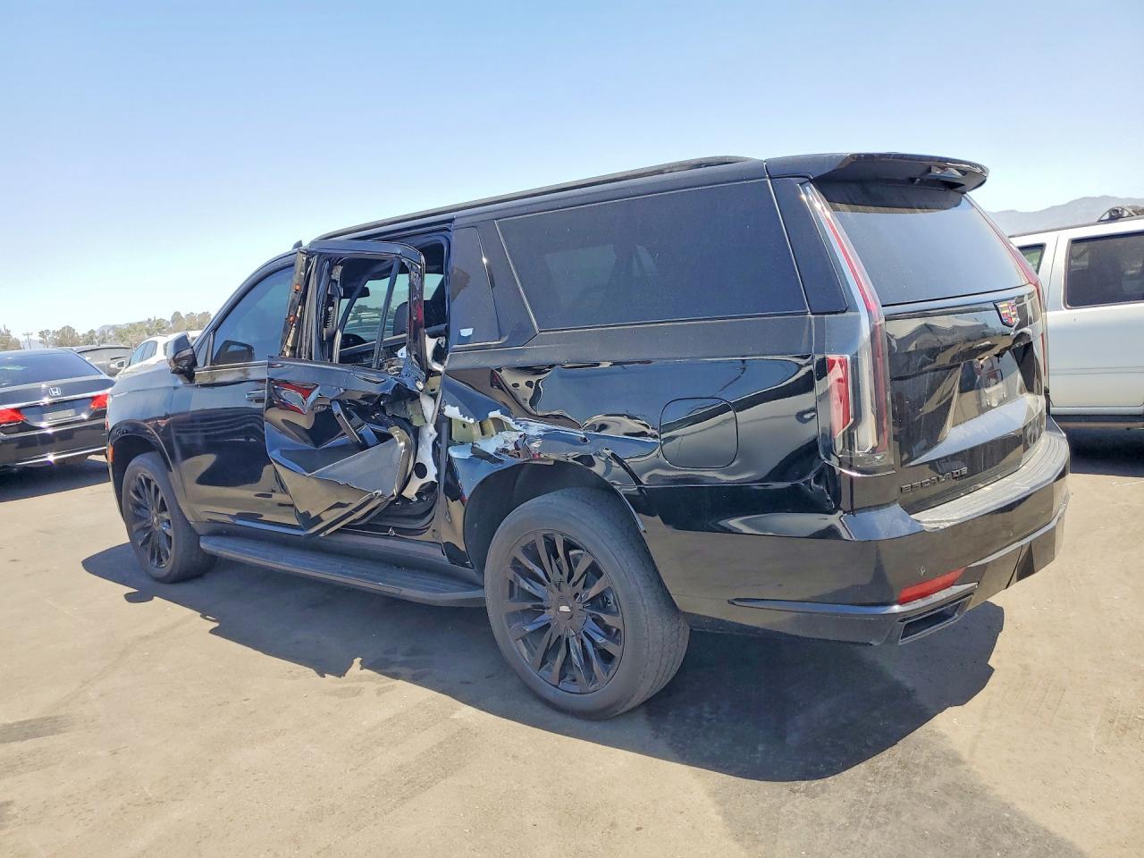 2022 Cadillac Escalade Esv Luxury - Фото 2