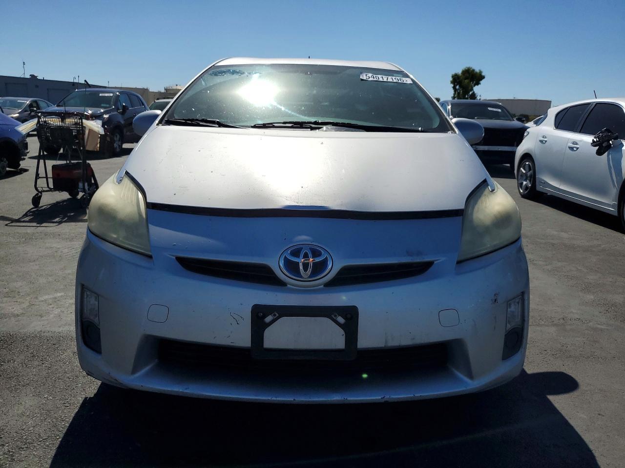 2010 Toyota Prius Iii - Фото 5