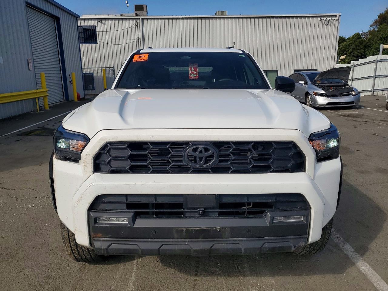 2025 Toyota 4Runner Trd Off-Road Premium - Image 5
