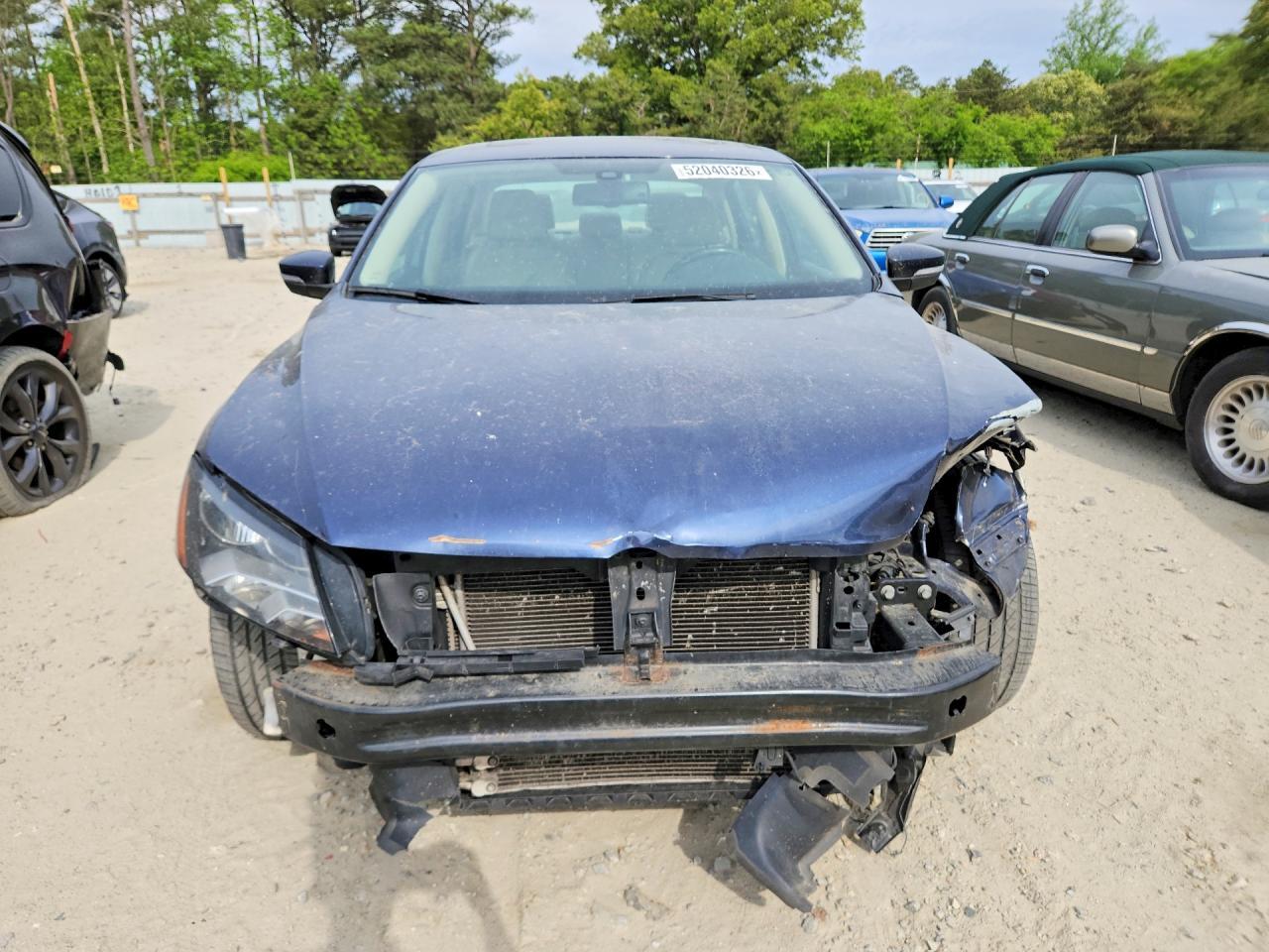 2013 Volkswagen Passat Se - Image 5