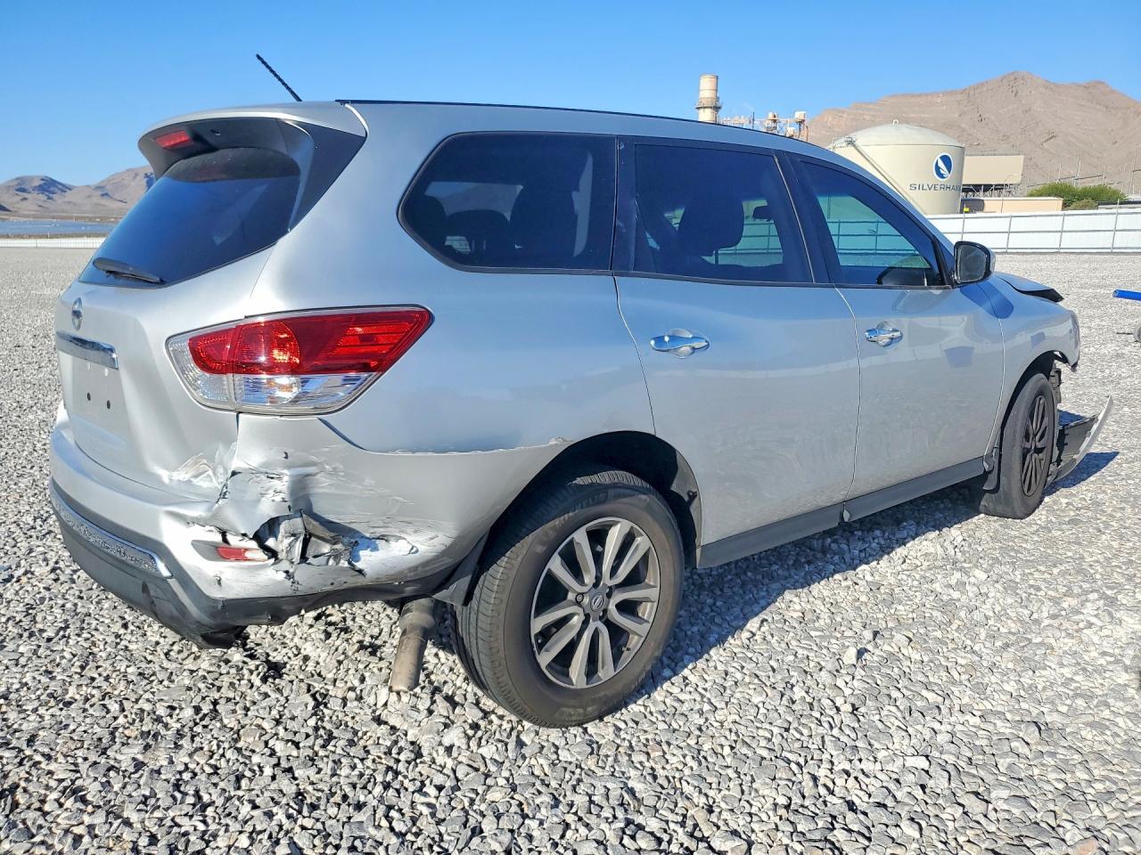 2013 Nissan Pathfinder S - Фото 3