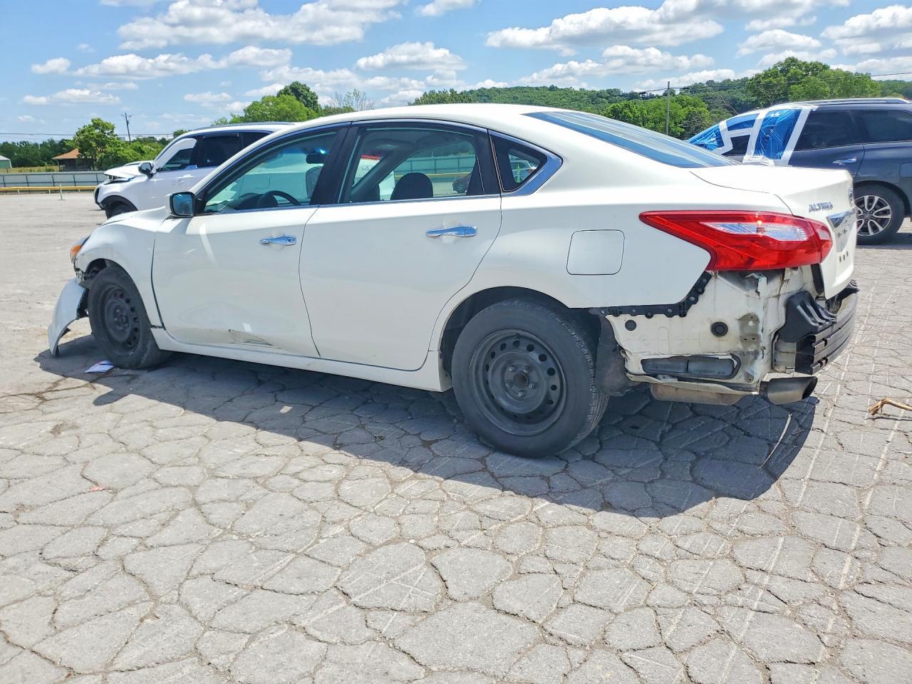 2017 Nissan Altima 2.5 S - Фото 2