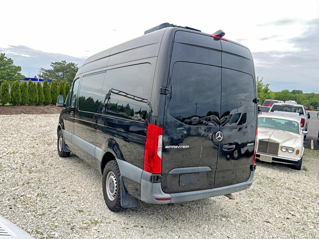 2019 Mercedes-Benz Sprinter 2500 - Image 3
