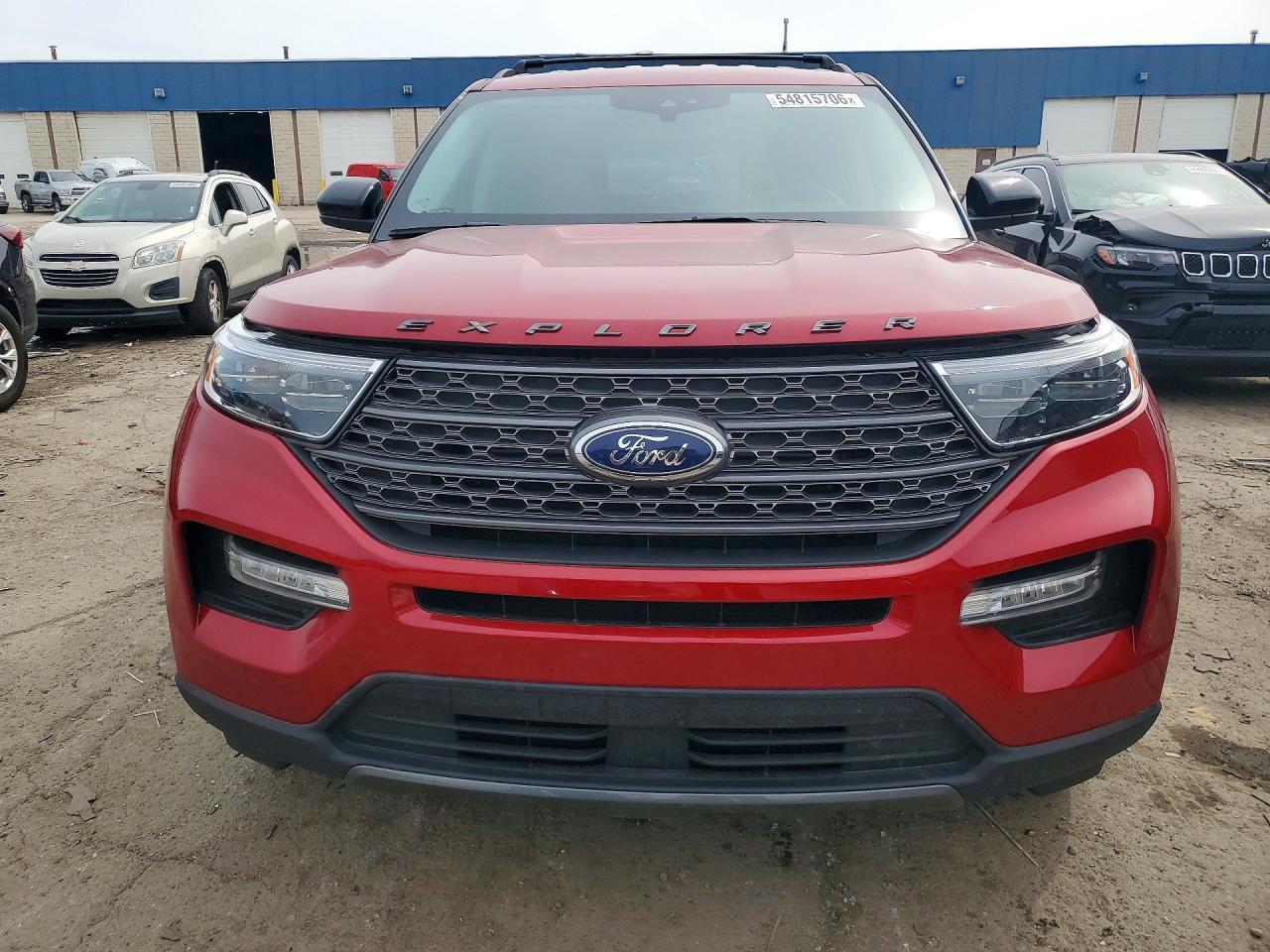 2024 Ford Explorer Xlt - Image 5