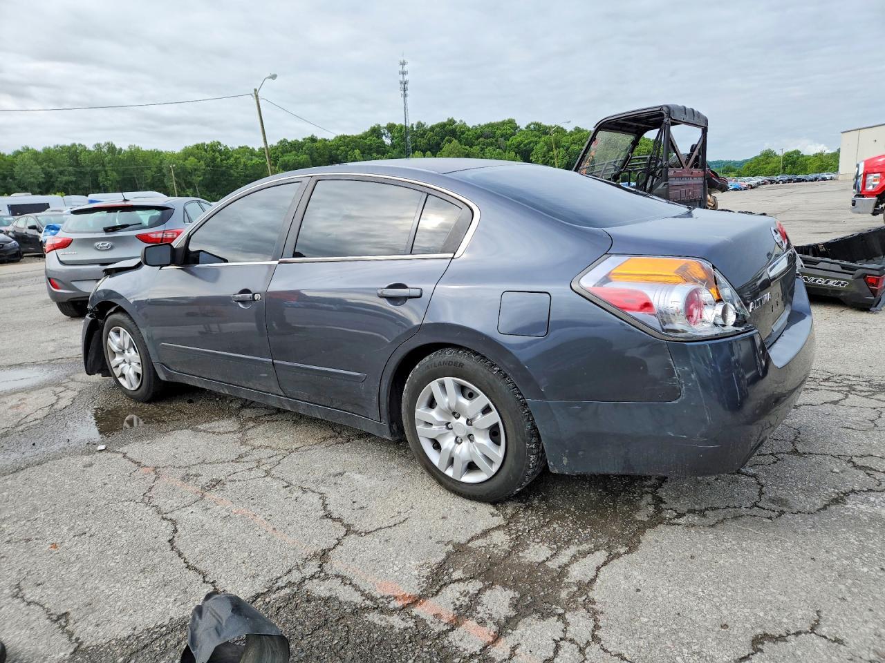 2009 Nissan Altima 2.5 - Image 2