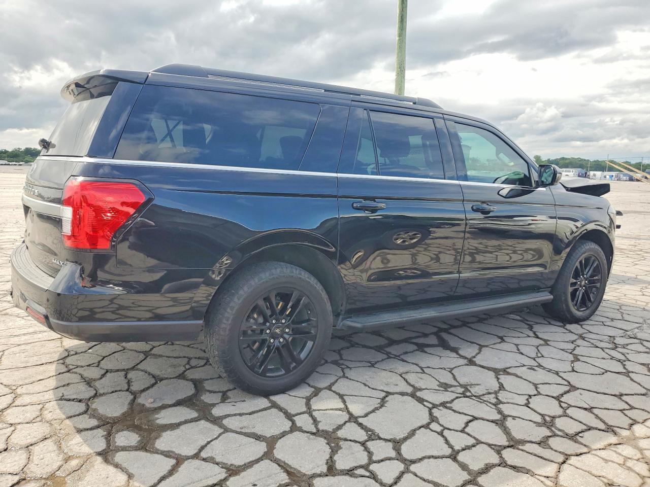 2024 Ford Expedition Max Xlt - Фото 3