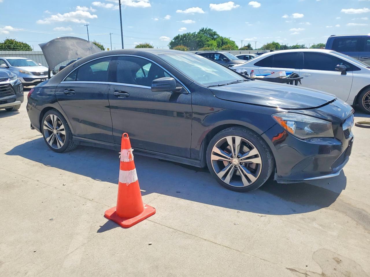 2018 Mercedes-Benz Cla 250 - Image 4