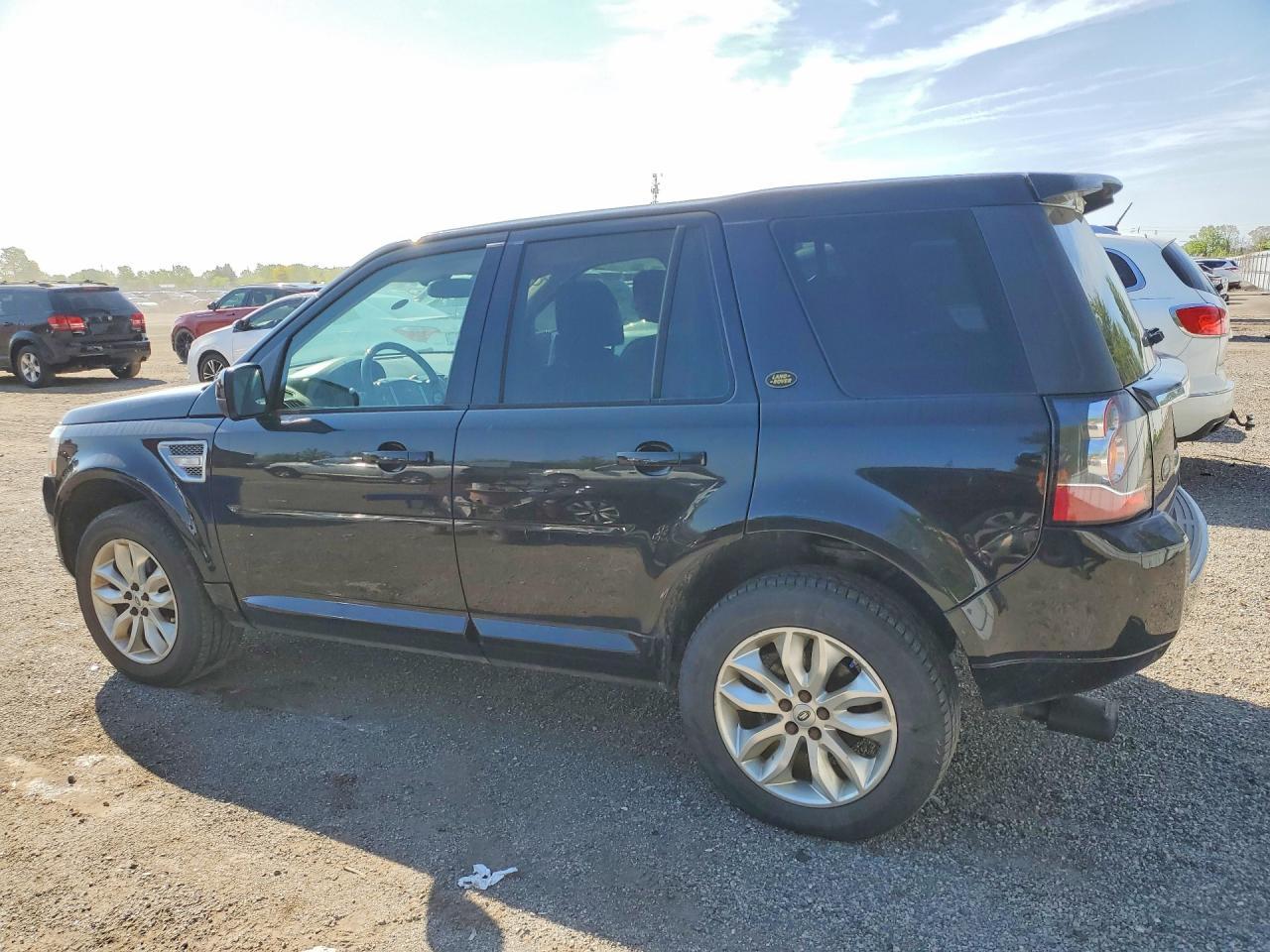 2014 Land Rover Lr2 Hse - Image 2