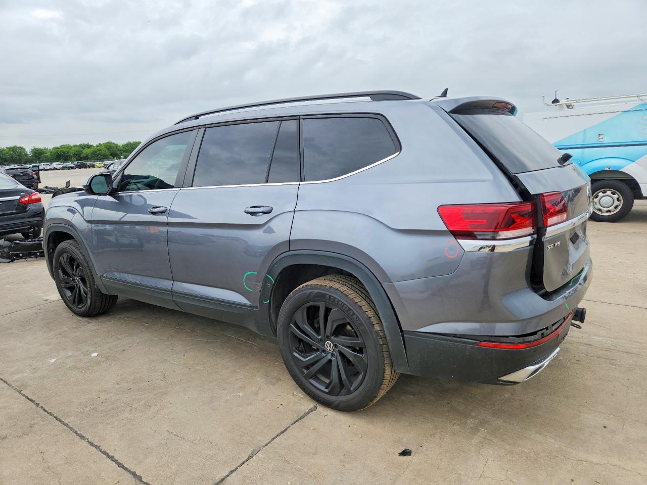 2023 Volkswagen Atlas Se - Image 2