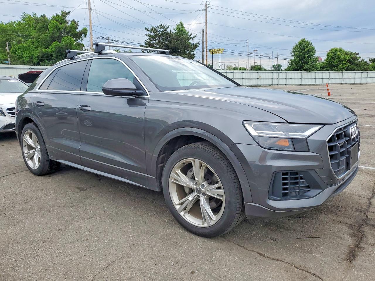 2019 Audi Q8 Premium - Фото 4