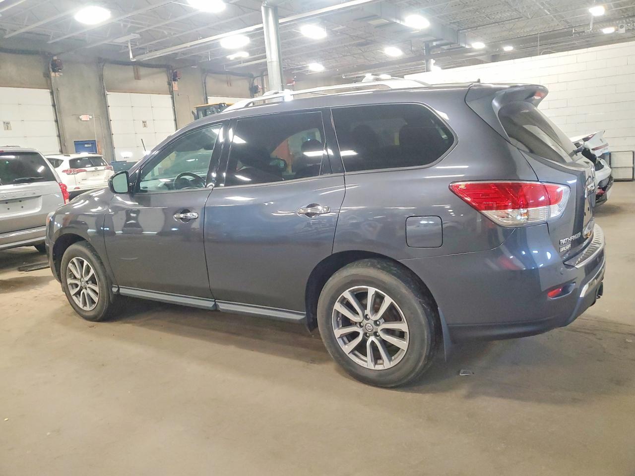 2014 Nissan Pathfinder Sv - Фото 2