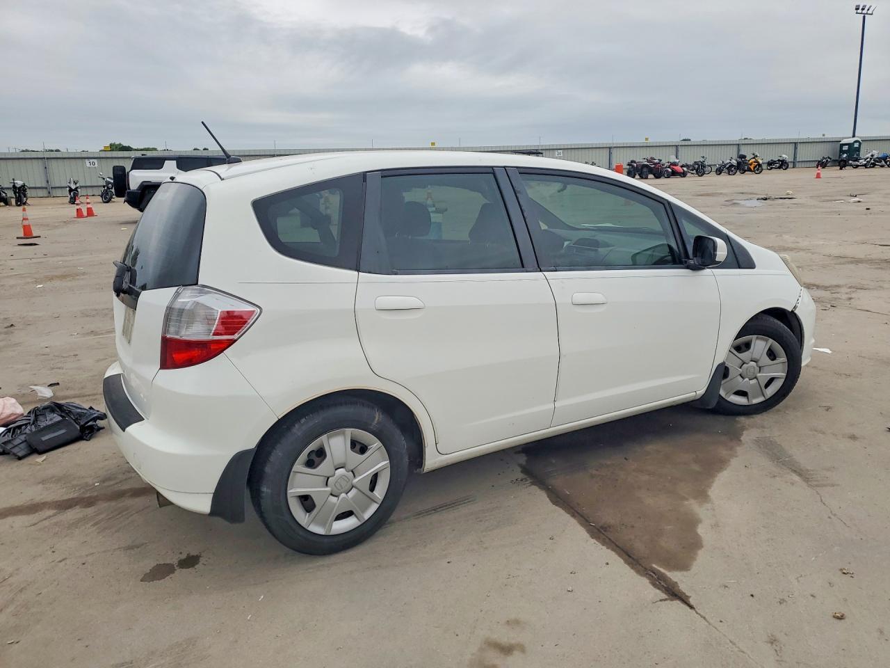 2013 Honda Fit - Фото 3