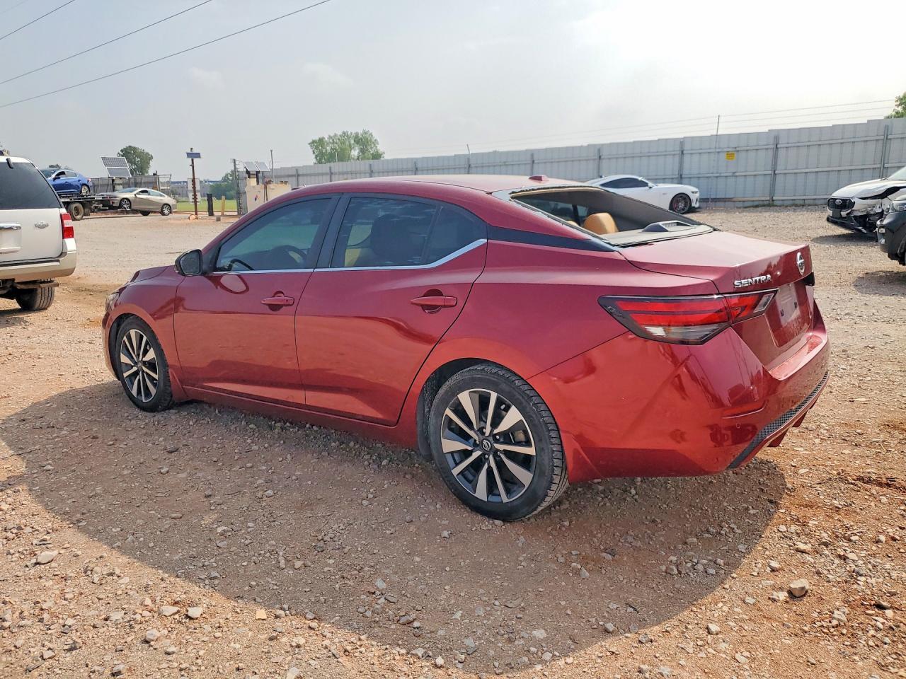 2020 Nissan Sentra Sv - Image 2