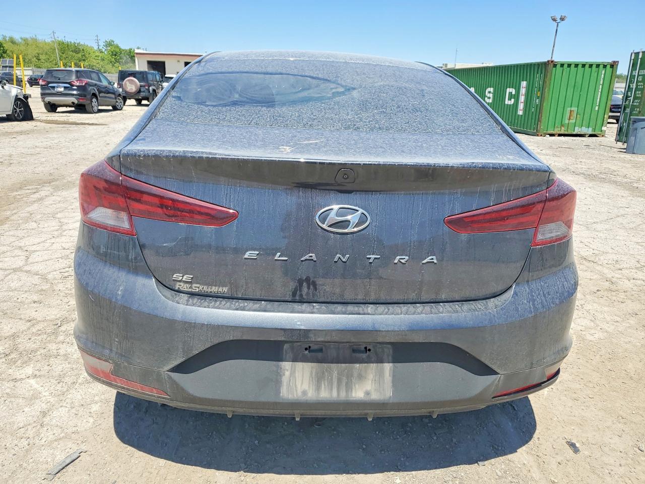2020 Hyundai Elantra Se - Image 6