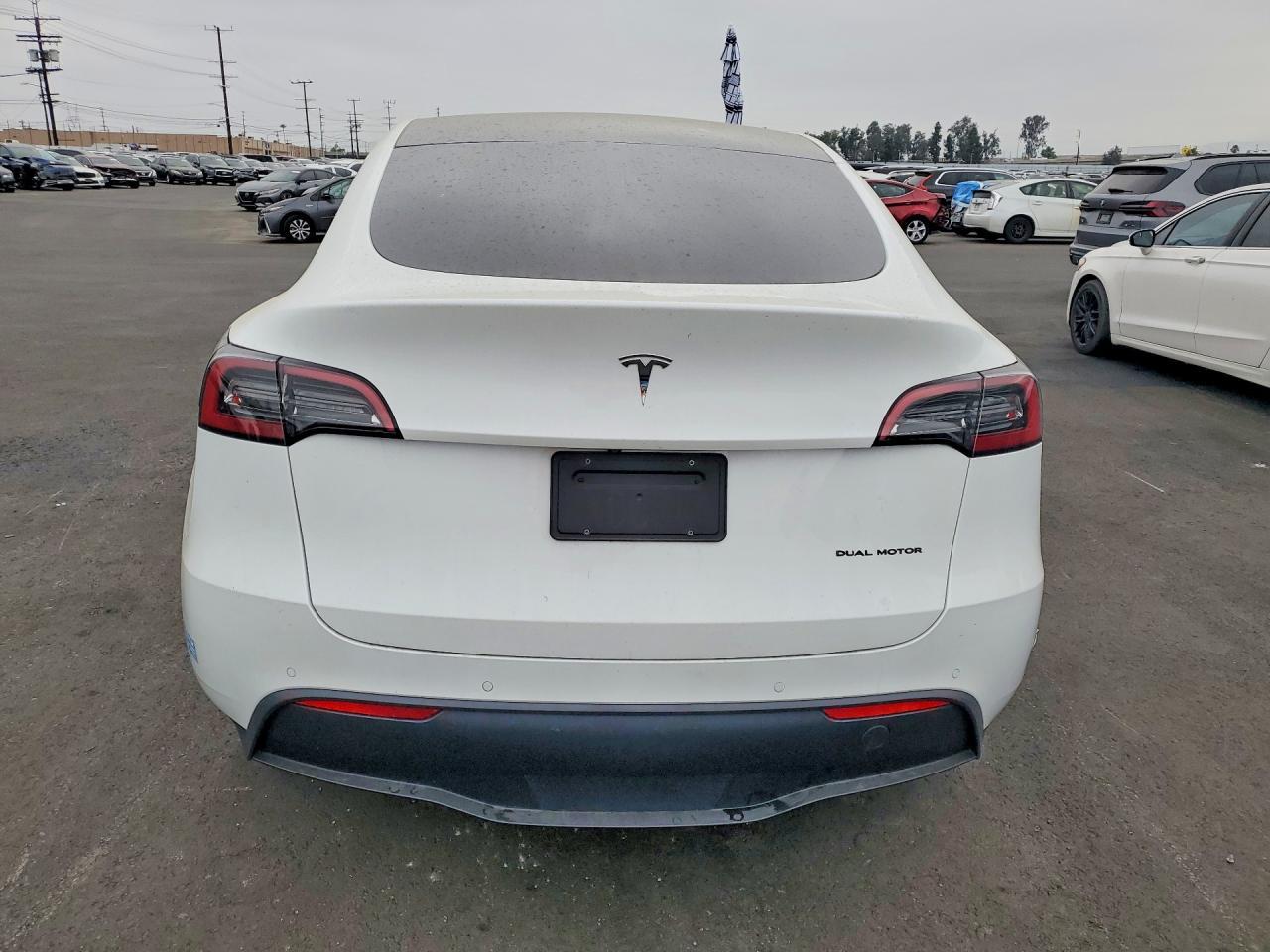 2021 Tesla Model Y - Фото 6