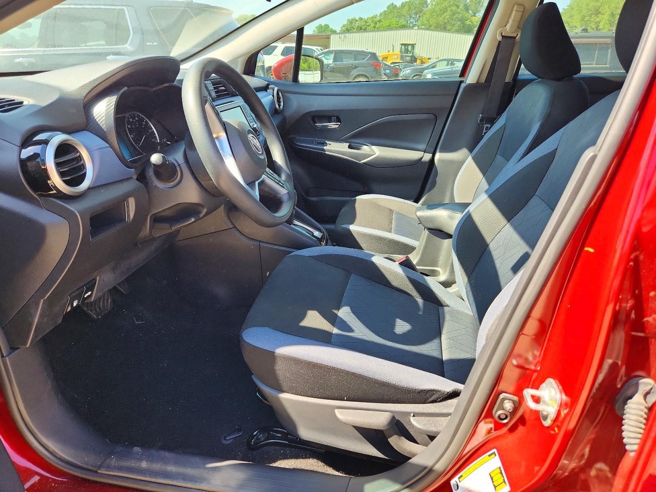 2025 Nissan Versa Sv - Фото 7