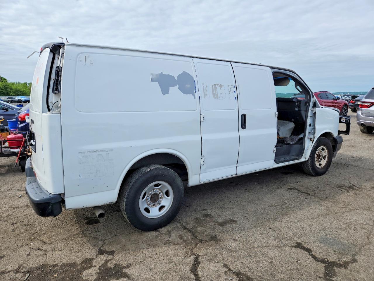 2017 Chevrolet Express 2500 Prisoner Transport Van - Фото 3