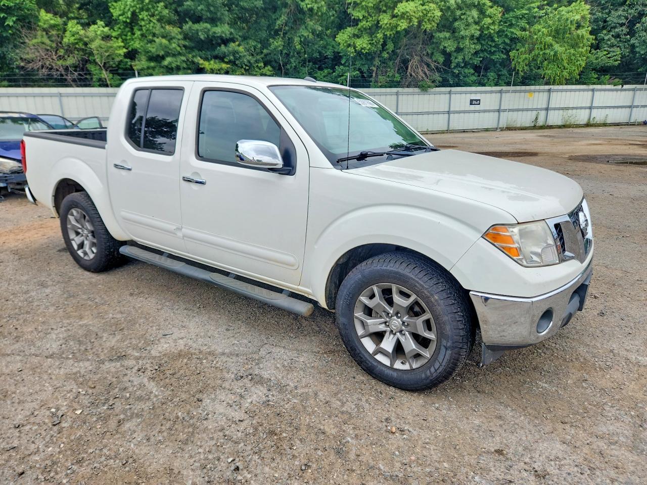 2019 Nissan Frontier Sl - Image 4