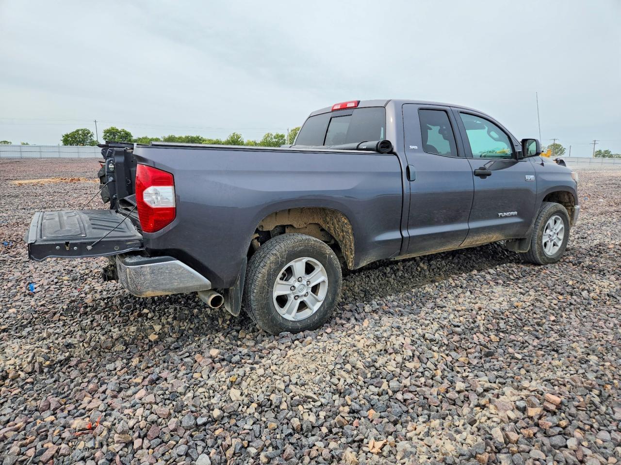 2018 Toyota Tundra Sr5 - Фото 3
