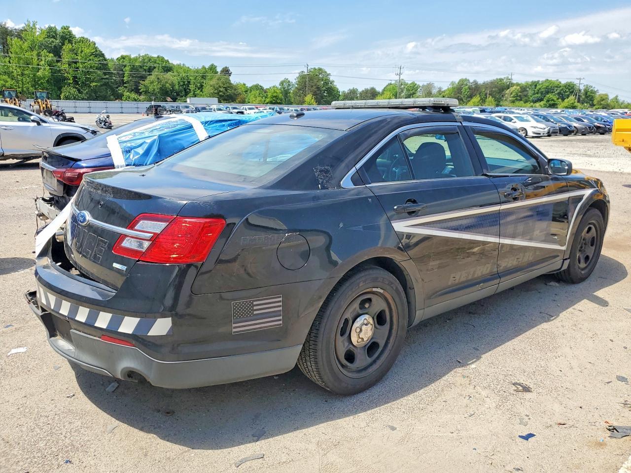 2013 Ford Taurus Police Interceptor - Фото 3