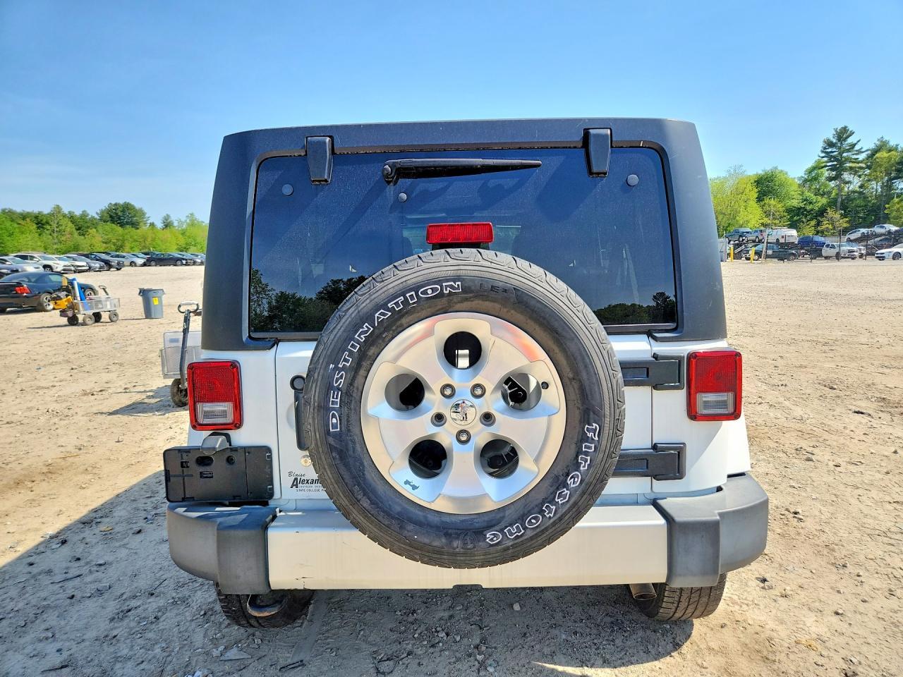 2015 Jeep Wrangler Unlimited Sahara - Фото 6