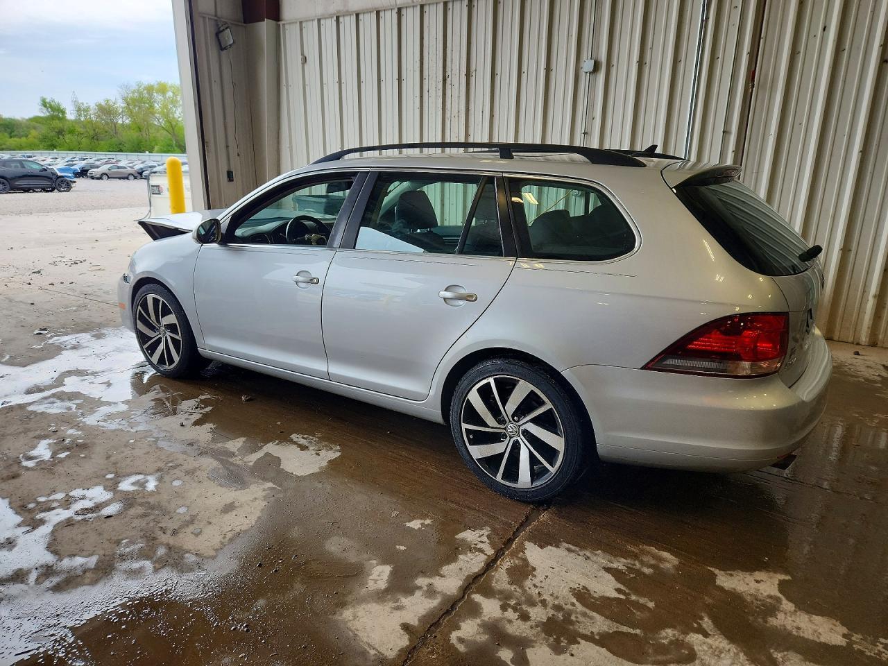 2013 Volkswagen Jetta Tdi - Image 2