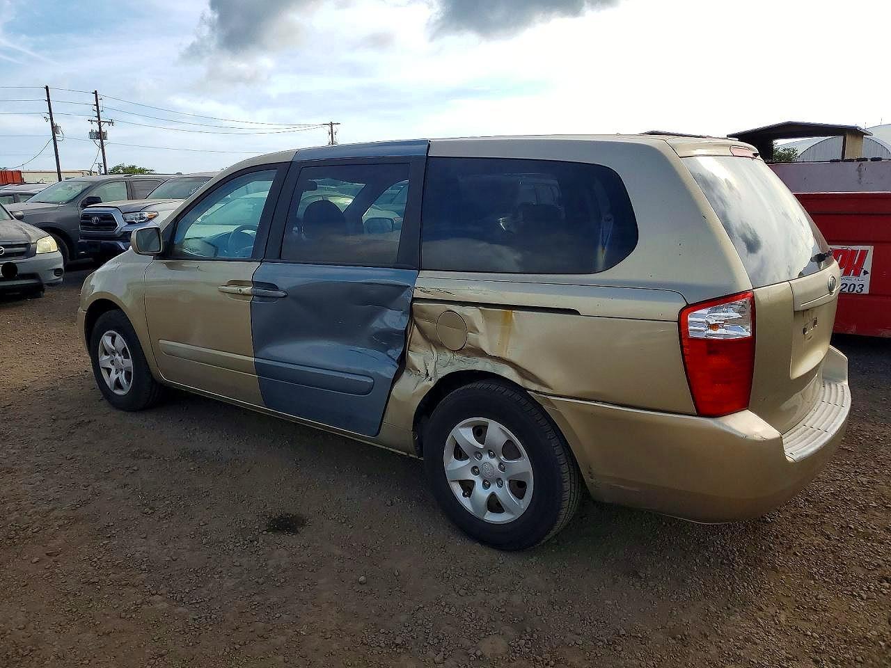 2006 Kia Sedona Lx - Фото 2