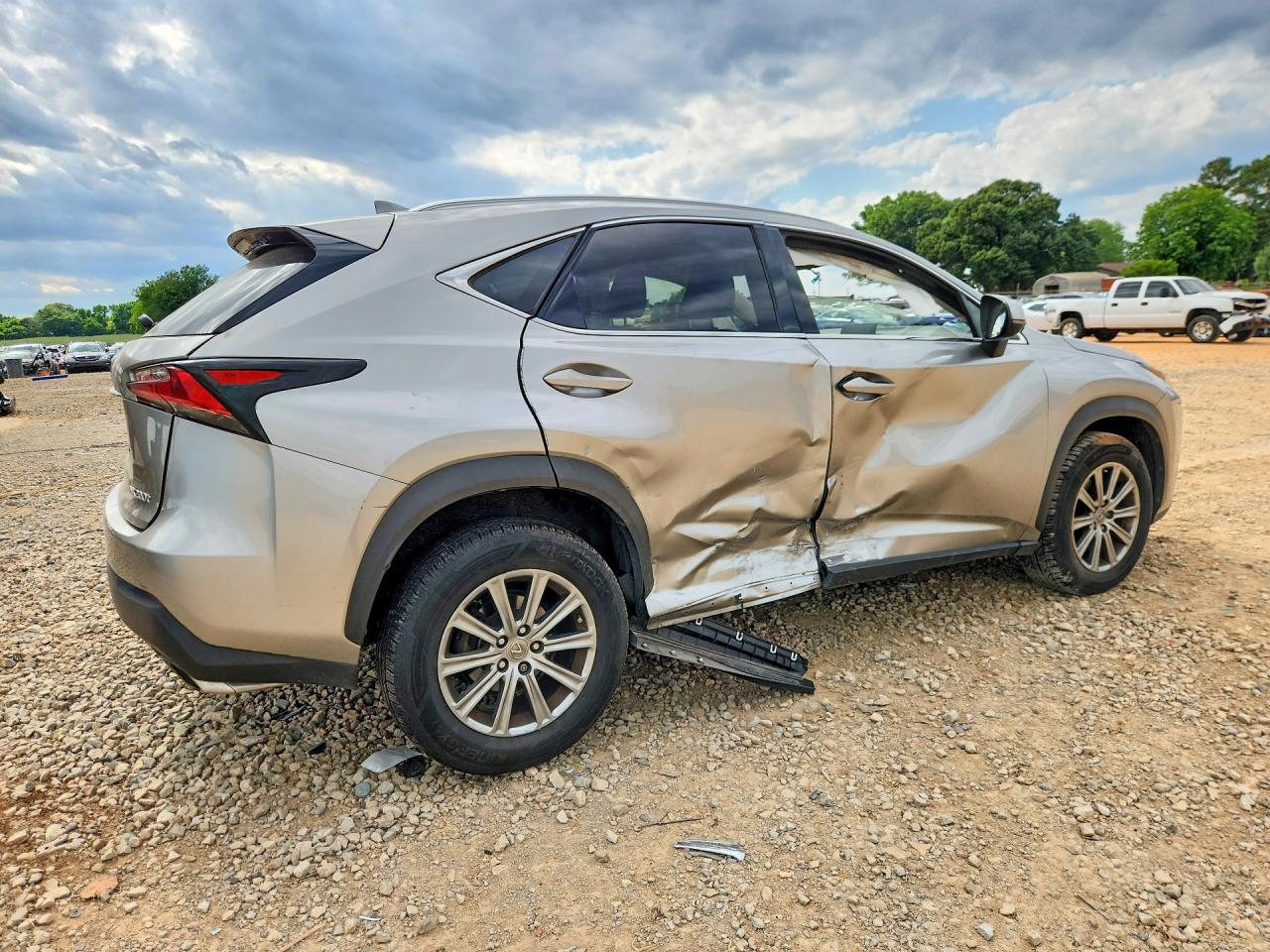 2017 Lexus Nx200T - Фото 3