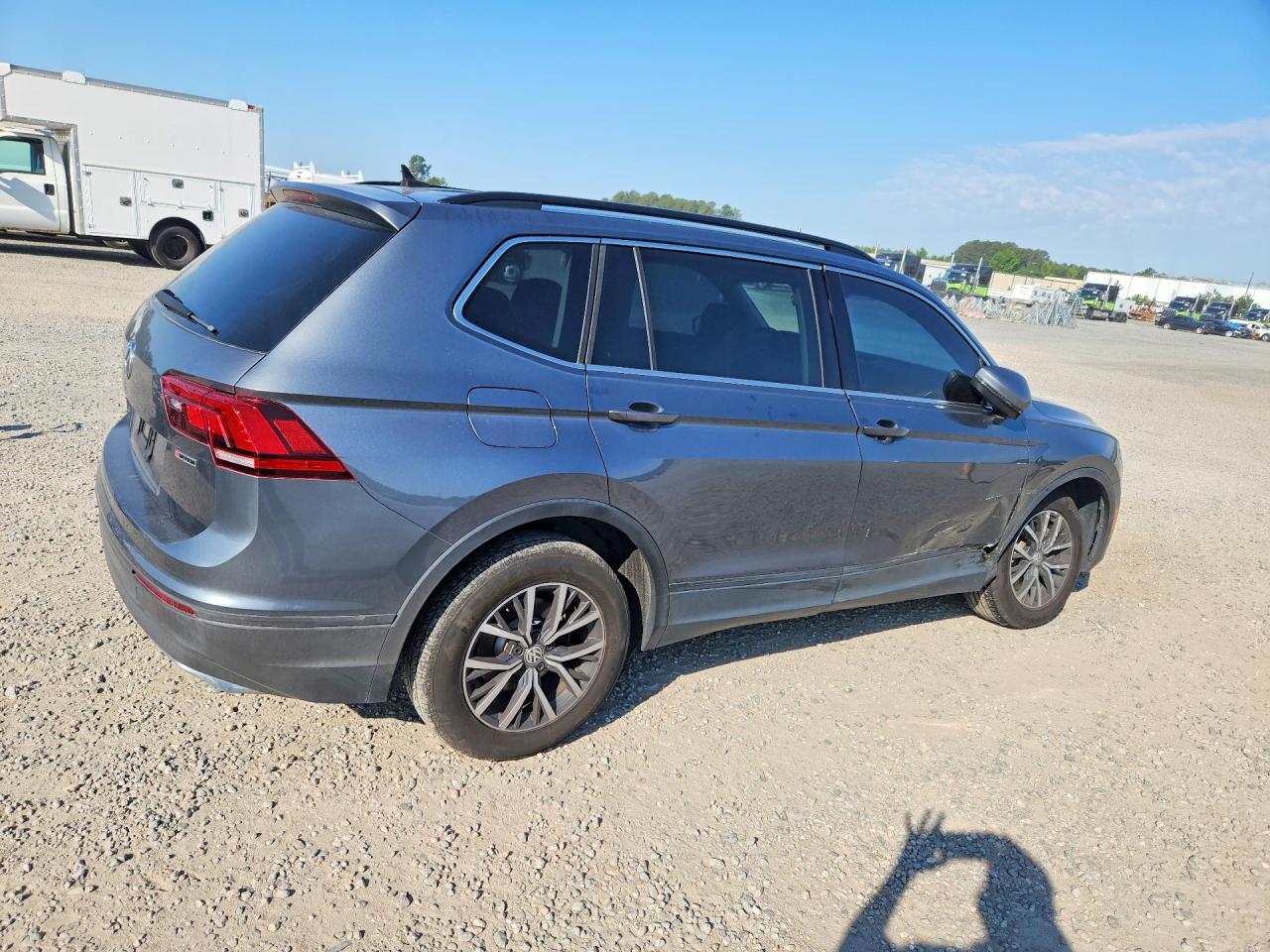 2019 Volkswagen Tiguan Se - Image 3