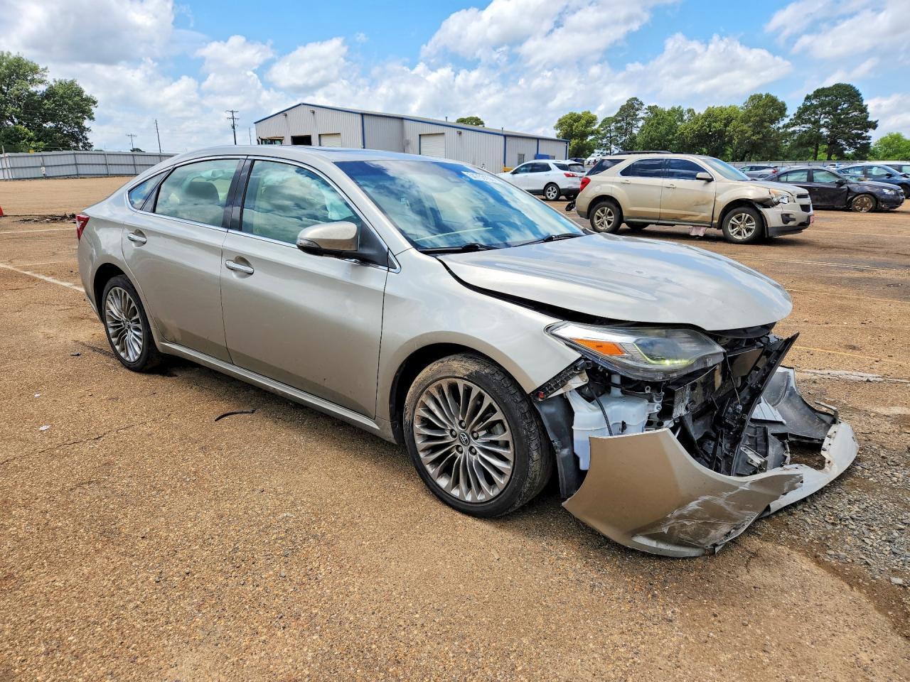2018 Toyota Avalon Limited - Фото 4